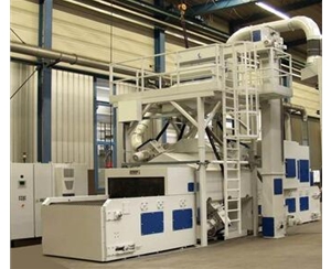 網(wǎng)帶通過式拋丸機(jī)